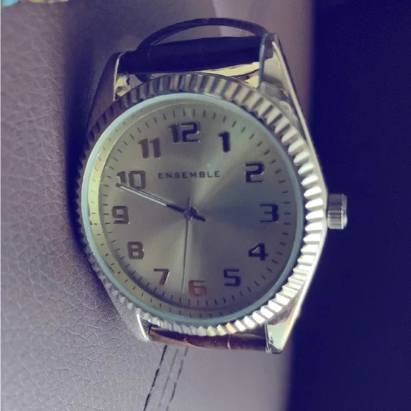 New»Stylish-Clean Men’s Sliver+Gold Classic Brown Leather Watch Band By Ensemble - Picture 8 of 16